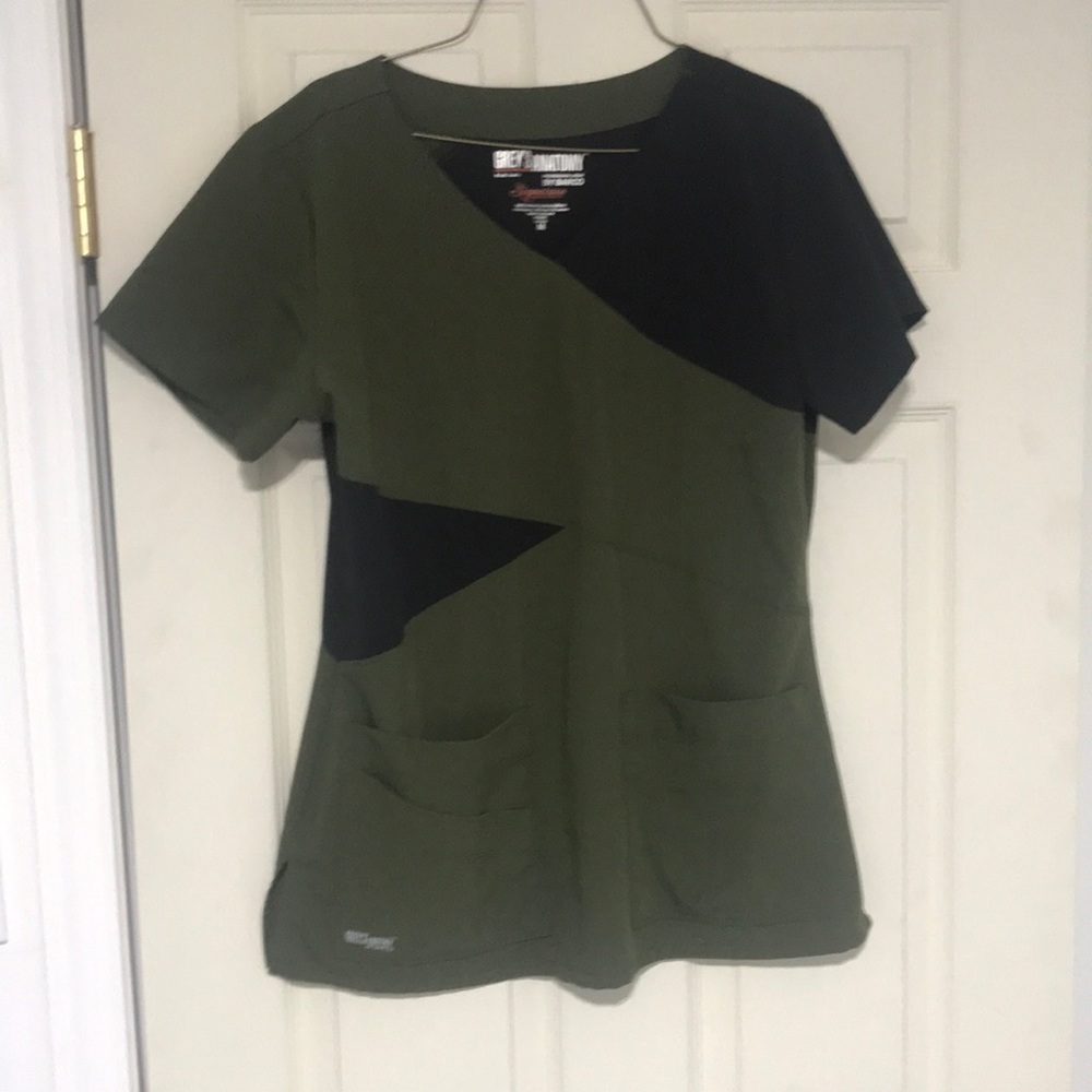 Grey’s Anatomy scrub top only NWOT medium